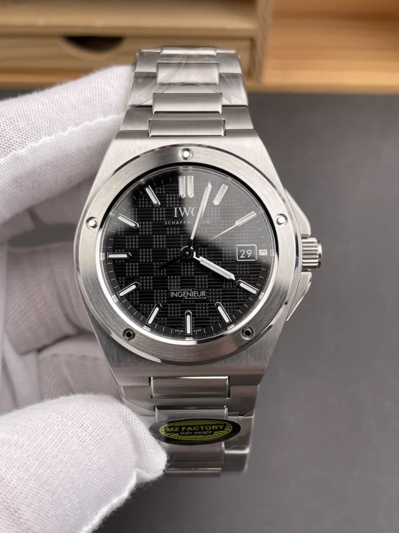 IWC Ingenieur Black Dial 40mm