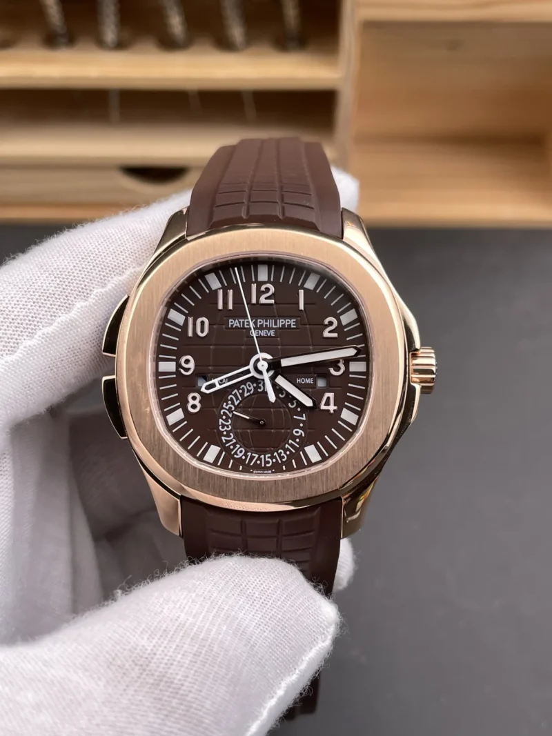 Patek Philippe Aquanaut Rose Gold 40.8mm