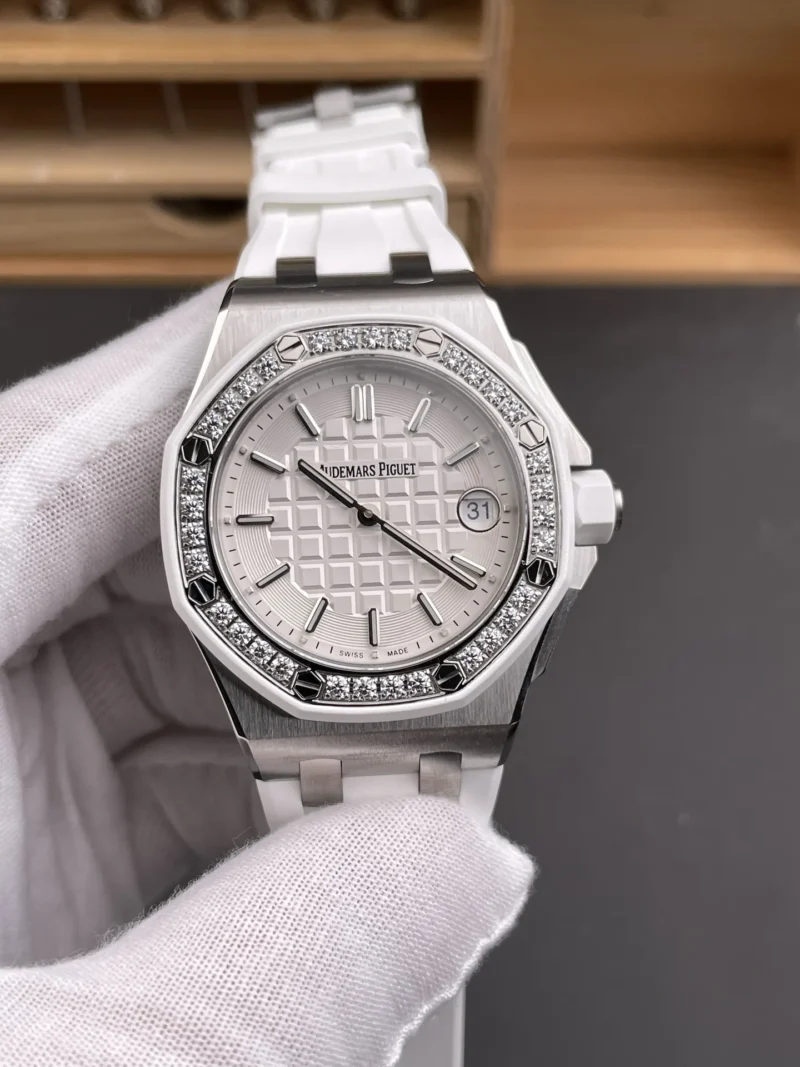 AP Royal Oak 67540 Diamond Bezel 37mm
