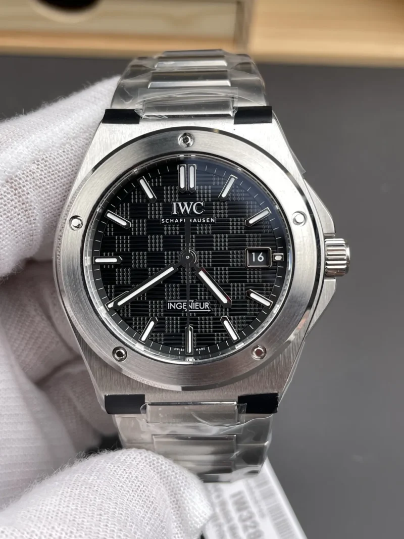 IWC Ingenieur Black Dial 40mm