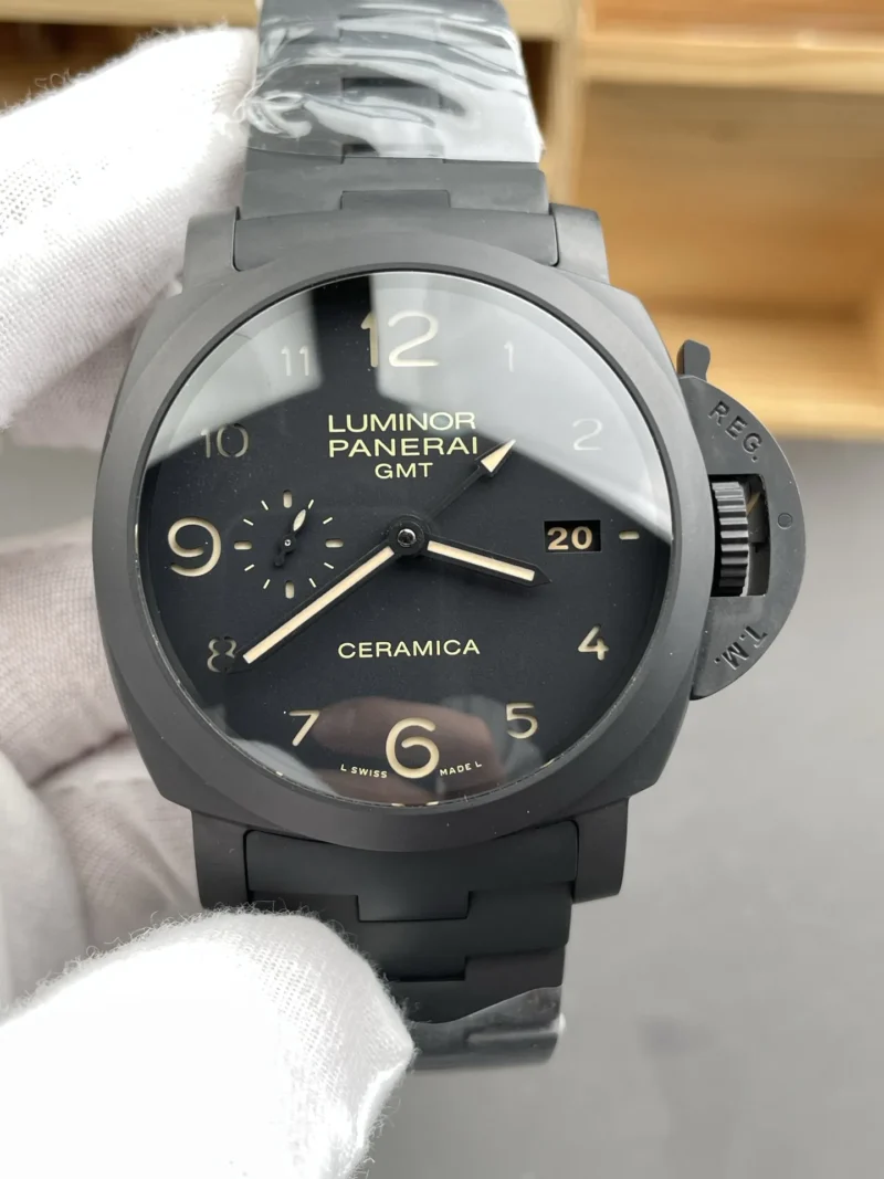 Panerai Luminor PAM438 Ceramic 44mm