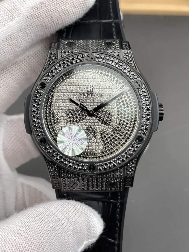 Hublot Classic Fusion Fully Diamond 45mm