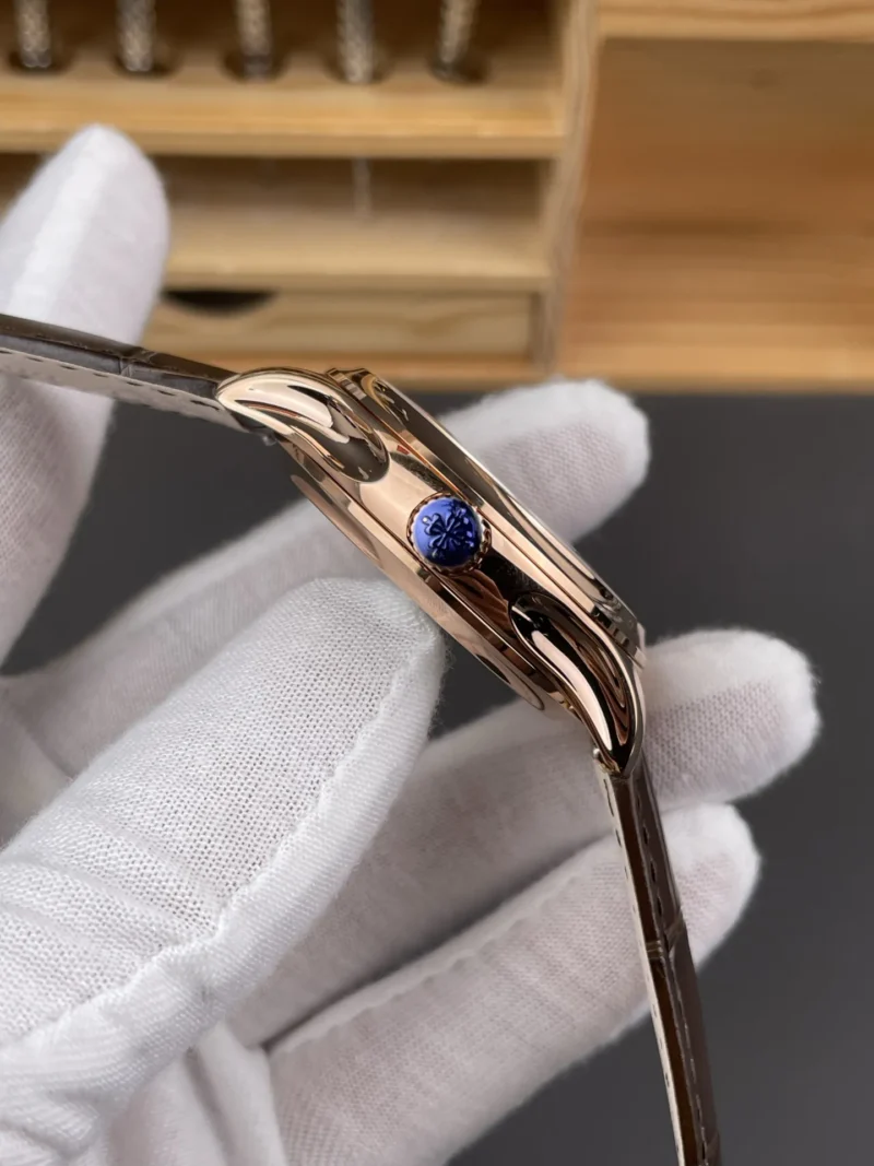 Patek Philippe 5327 40mm