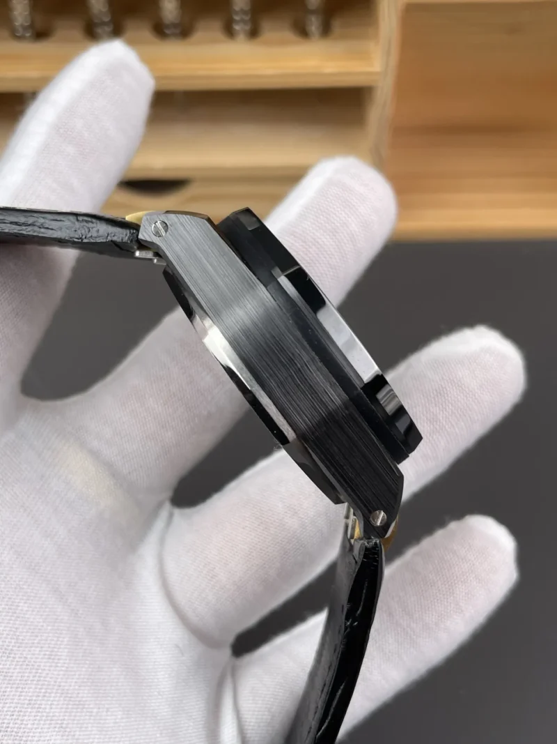 AP Royal Oak Black Dial 42mm