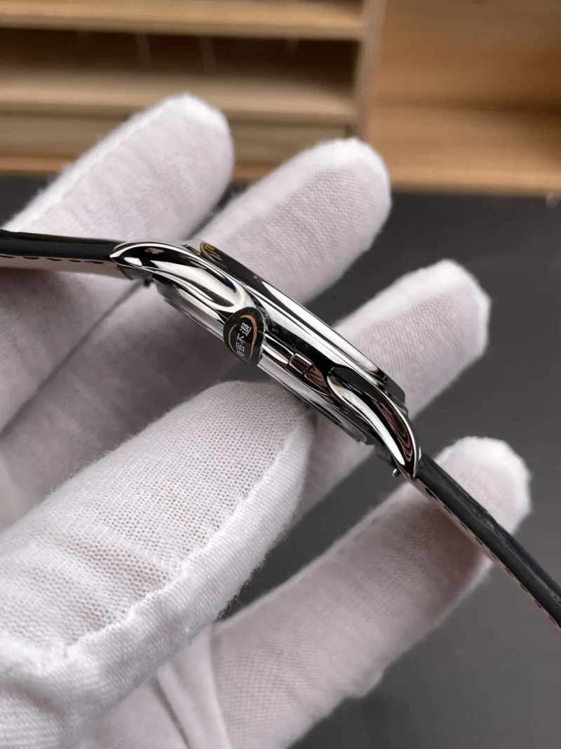 Patek Philippe Calatrava 5227 G White Gold 39mm