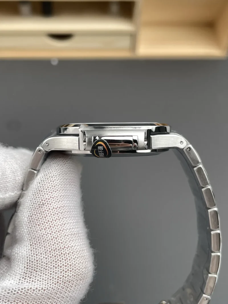 Patek Philippe Nautilus 7118 White Dial 35.2mm