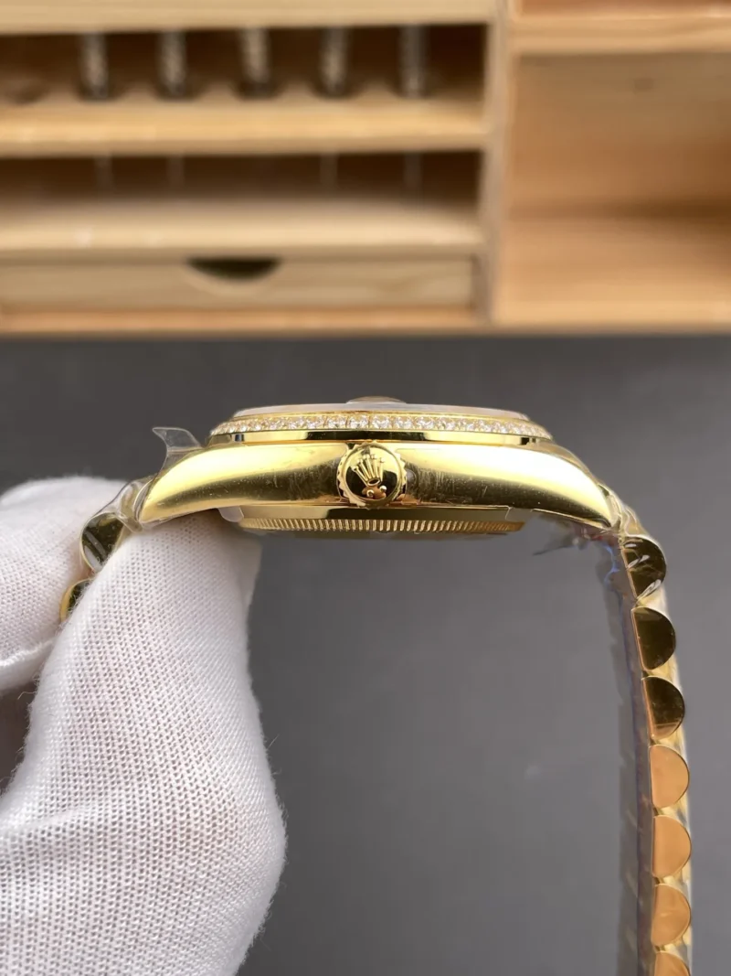 Rolex Day-Date Diamond Bezel 36mm