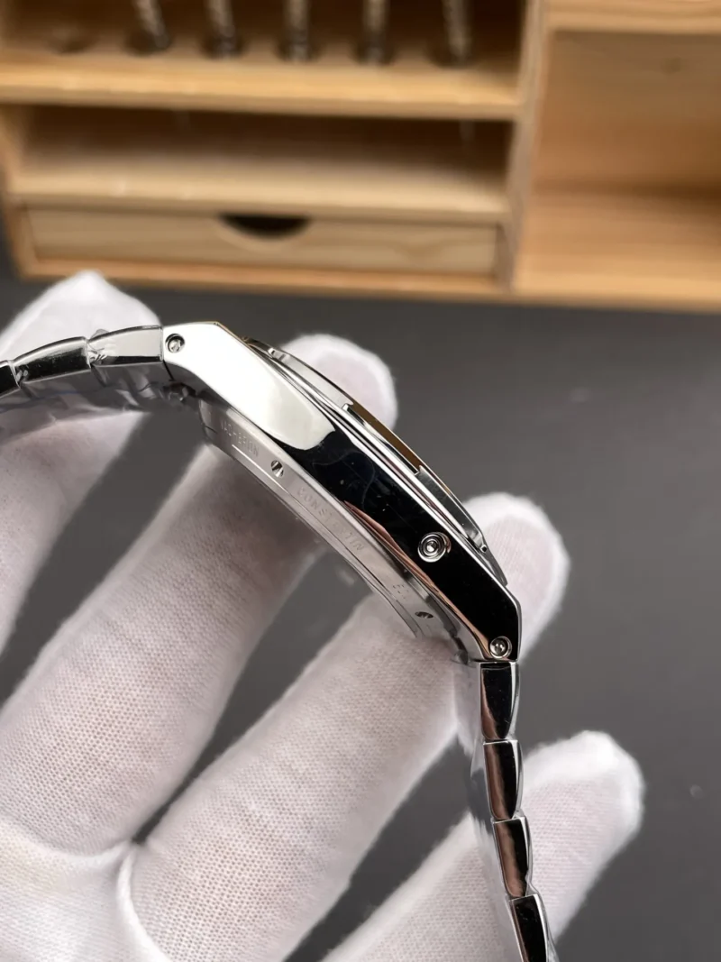 Vacheron Constantin Overseas 4300 Red Dial 41.5mm