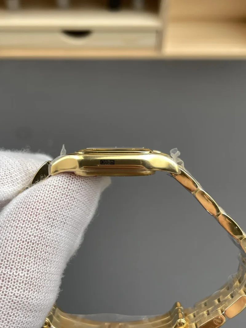 Cartier Panthere Gold 22x30mm