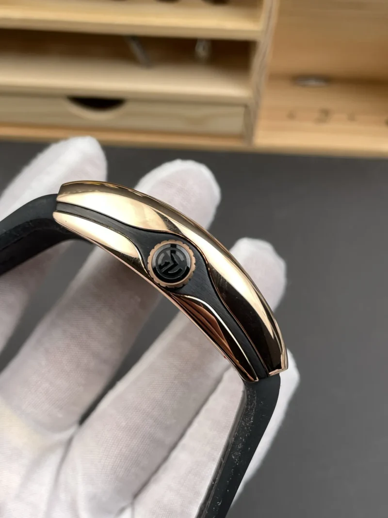 Franck Muller Vanguard Rose Gold Black Dial 44x54mm