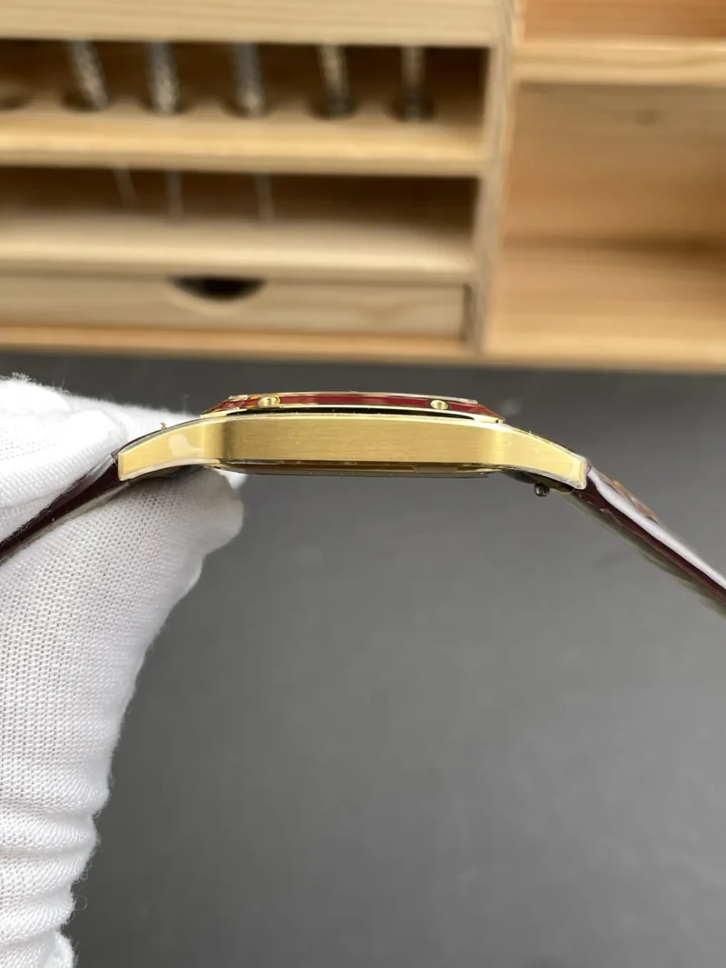 Cartier Santos Medium 31.4x43.5mm