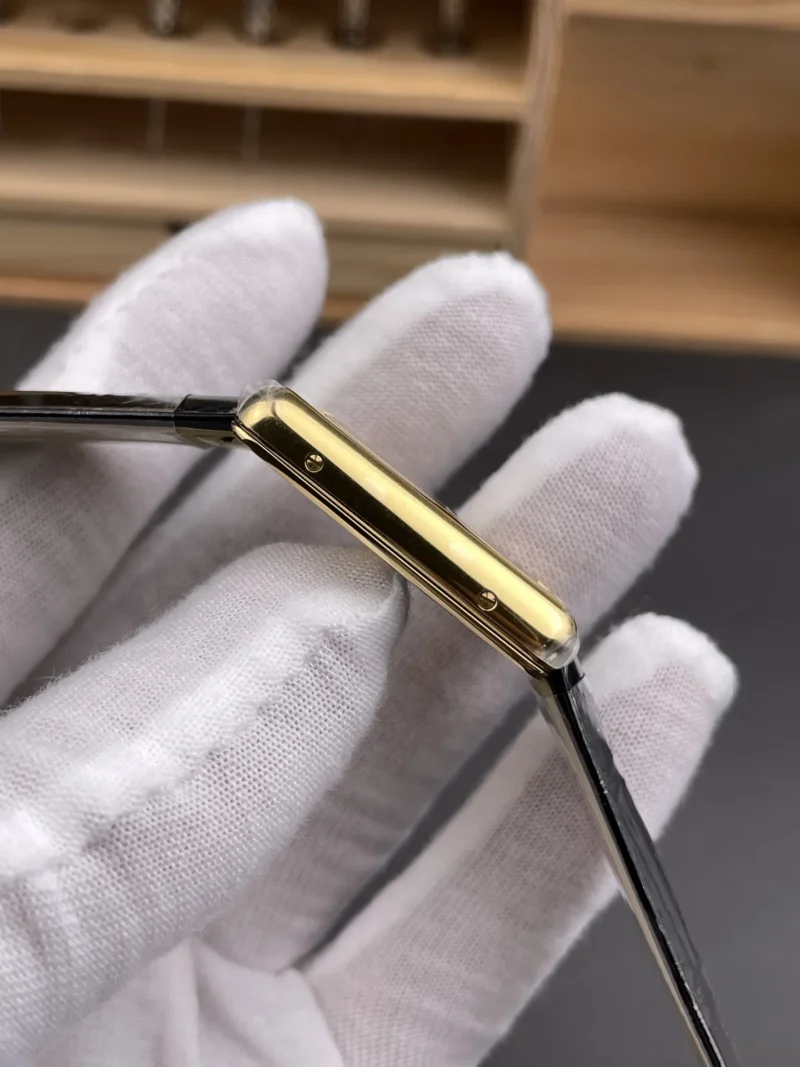 Cartier Tank New 33.7x25.5mm