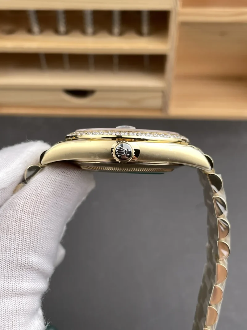 Rolex Day-Date Diamond Bezel 40mm