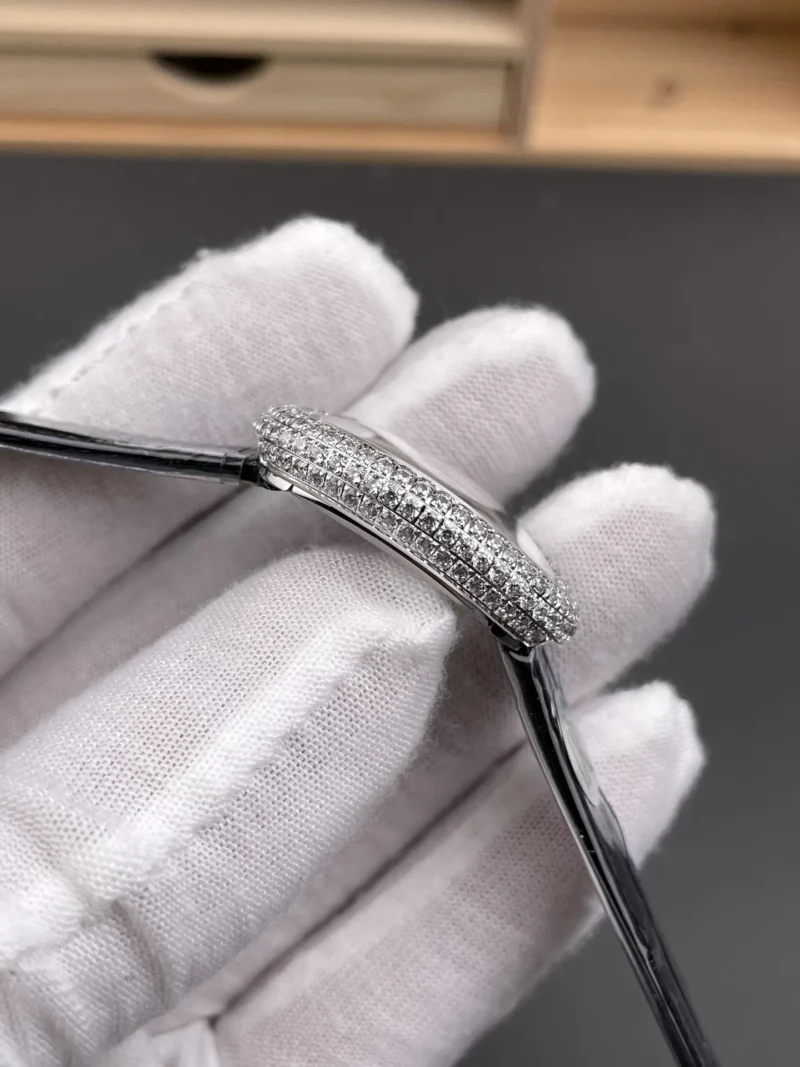 Cartier Baignoire Fully Diamond 32mm