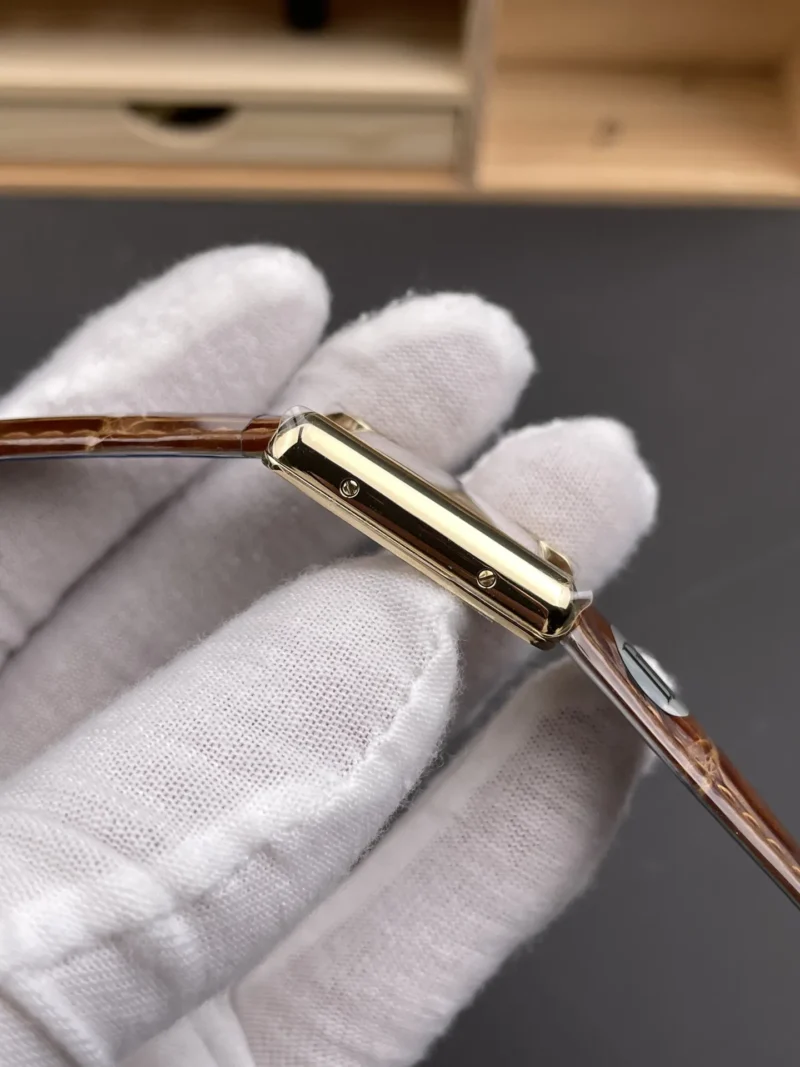 Cartier Tank Rose Gold 29.5x22mm