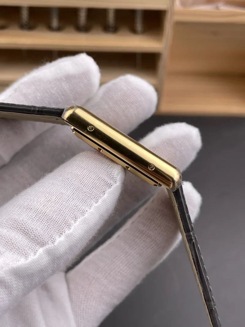 Cartier Tank Black