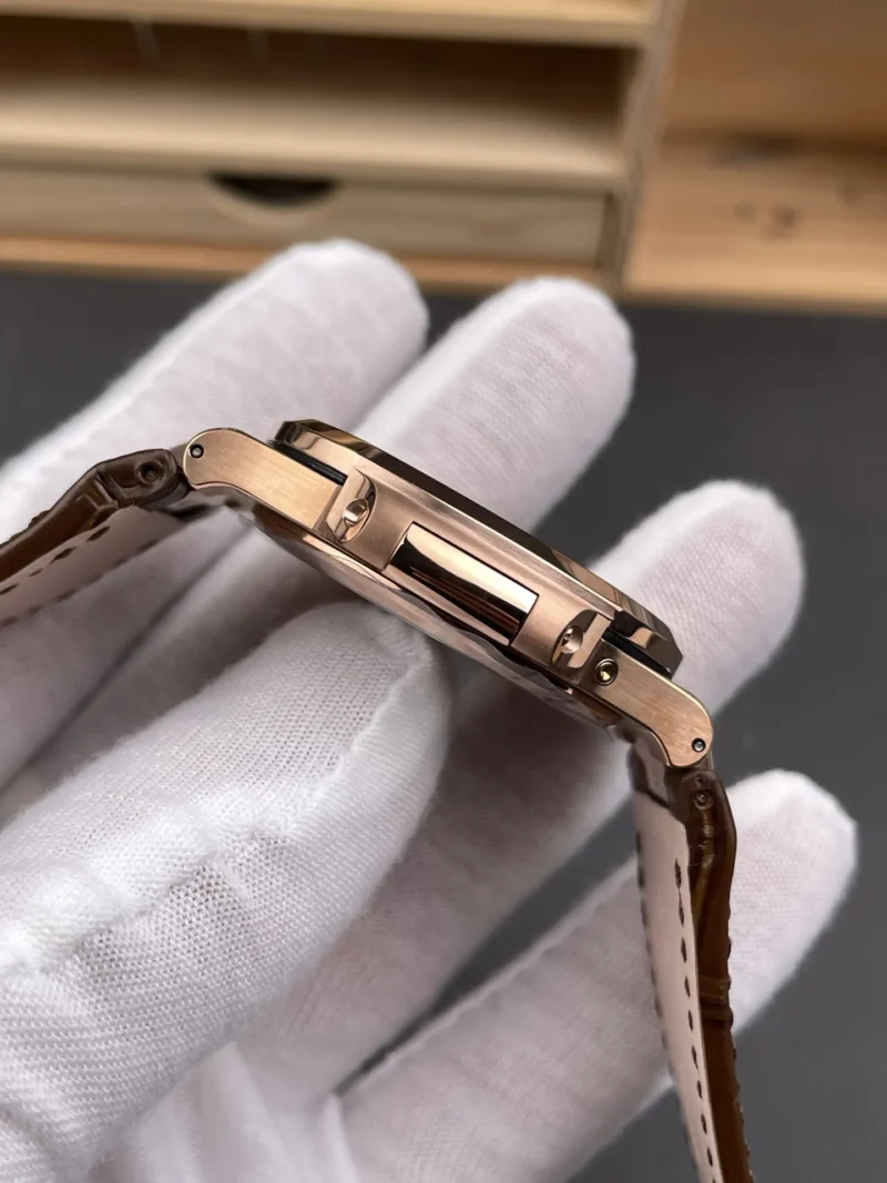Patek Philippe Nautilus 5712 Rose Gold 40mm
