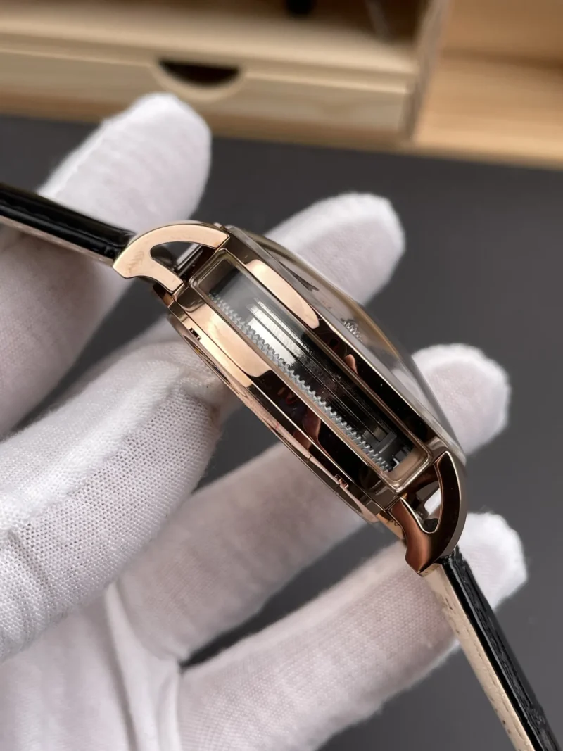 Jacob & Co 904 L stainless steel Black 45mm