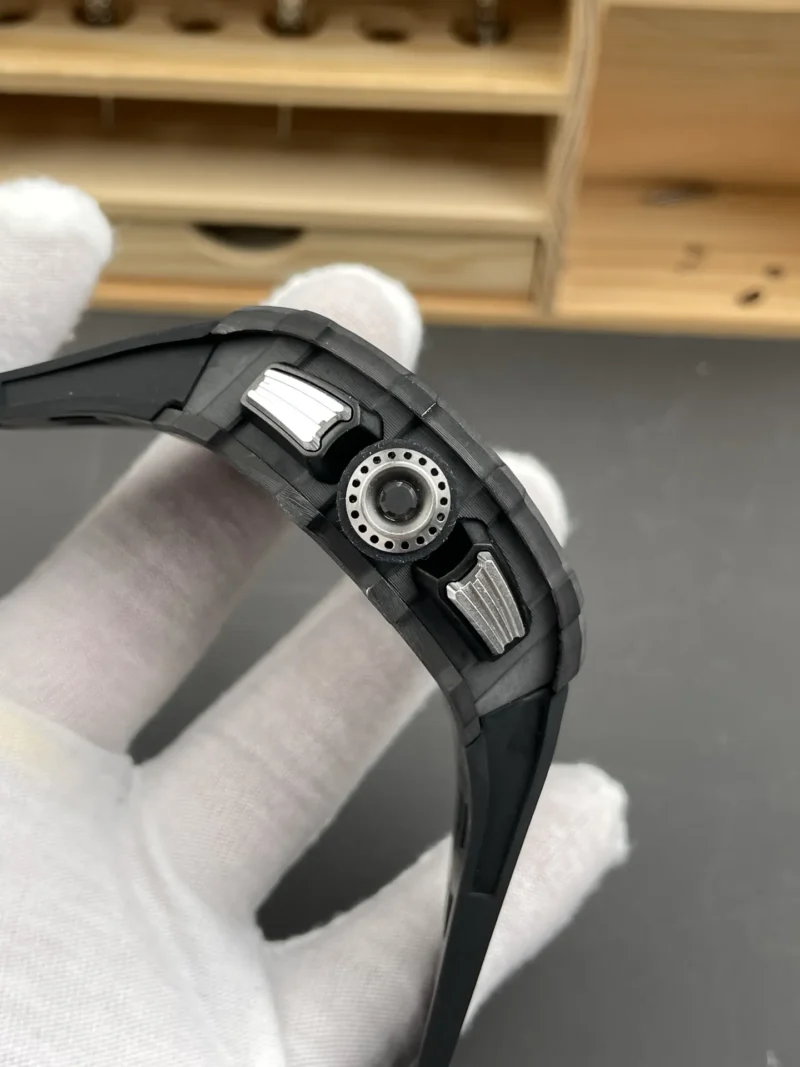 Richard Mille RM Carbon Fiber 49.4x44.50mm