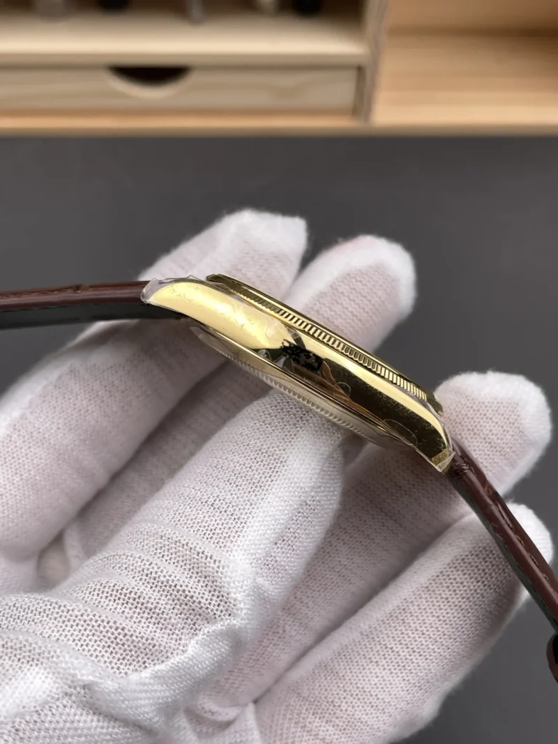 Rolex Oyster Perpetual Gold 39mm