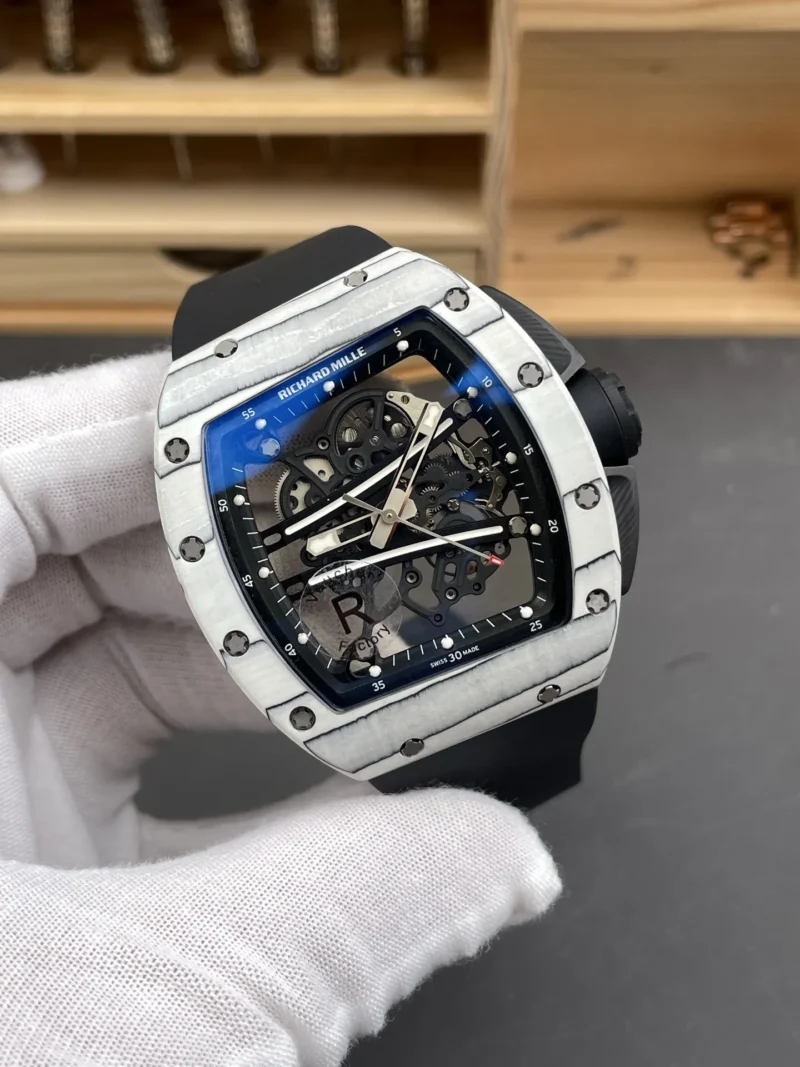 Richard Mille RM61-01 Carbon Fiber 51x42mm