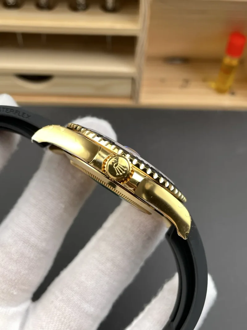 Rolex Yacht-Master Gold 42mm