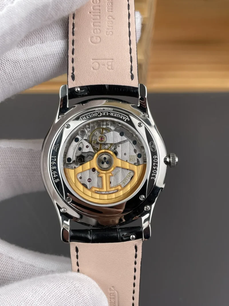 Jaeger-LeCoultre Master 39mm
