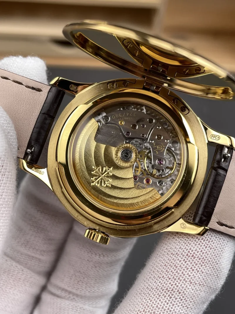 Patek Philippe Calatrava 5227 J Gold 39mm