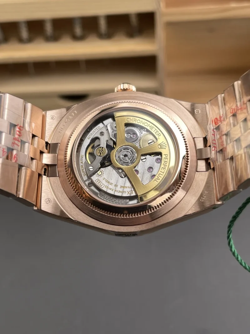 Rolex Sky-Dweller Rose Gold 40mm