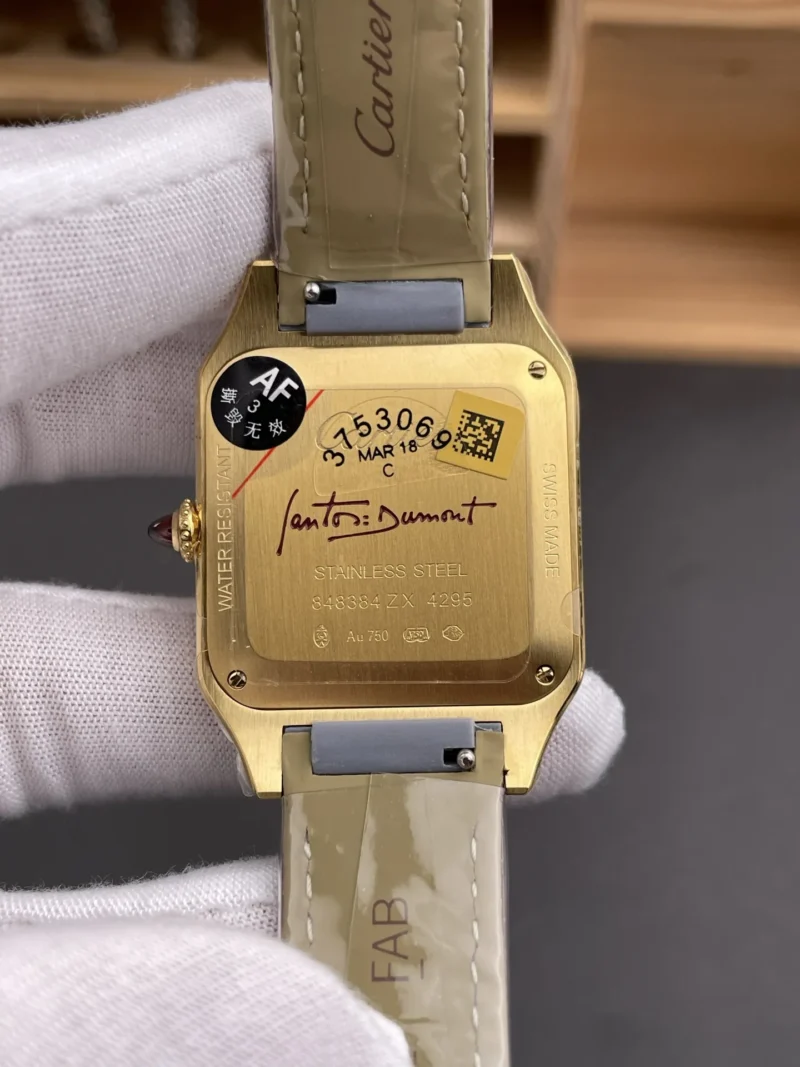 Cartier Santos Medium 31.4x43.5mm