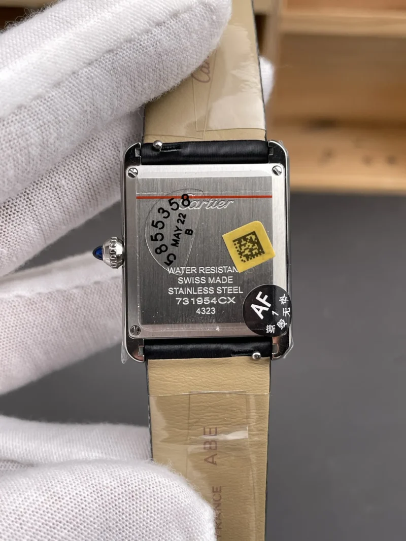 Cartier Tank Diamond Bezel 33.7x25.5mm