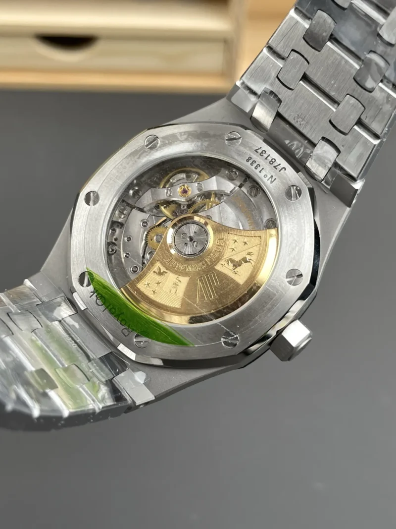 AP Royal Oak 15450 White Dial 37mm
