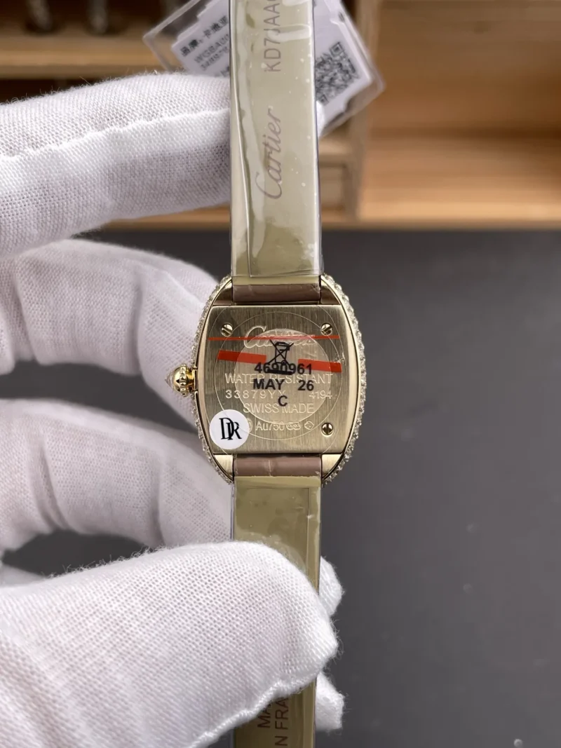Cartier Baignoire Mother-of-Pearl Ladies 23x31mm