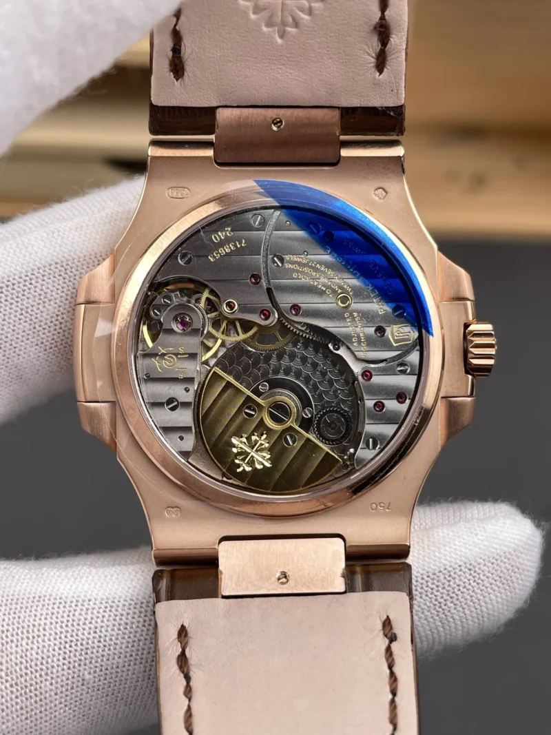Patek Philippe Nautilus 5712 Rose Gold 40mm