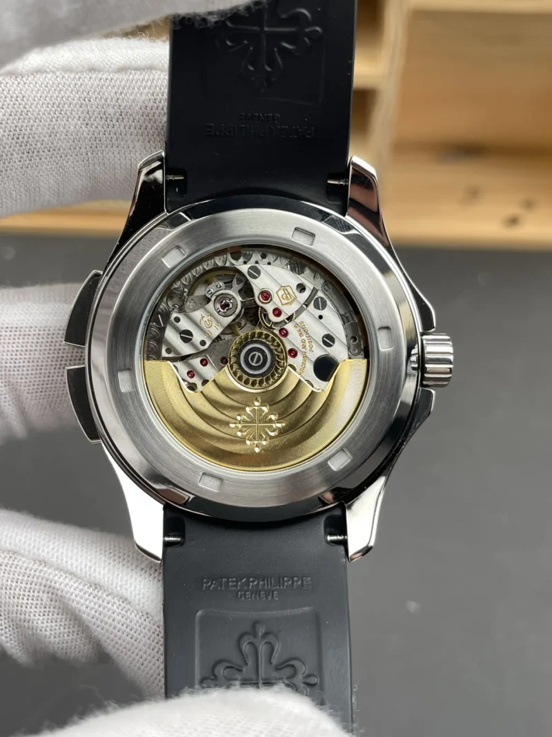 Patek Philippe Aquanaut Black Dial 40.8mm