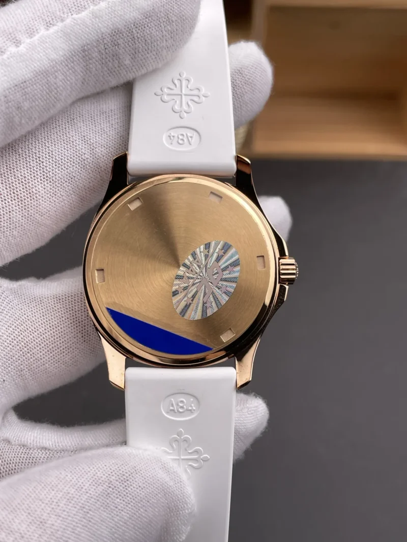 Patek Philippe Aquanaut Rose Gold 35.6mm