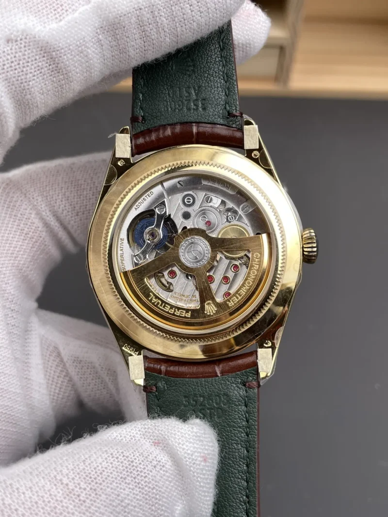 Rolex Oyster Perpetual Gold 39mm