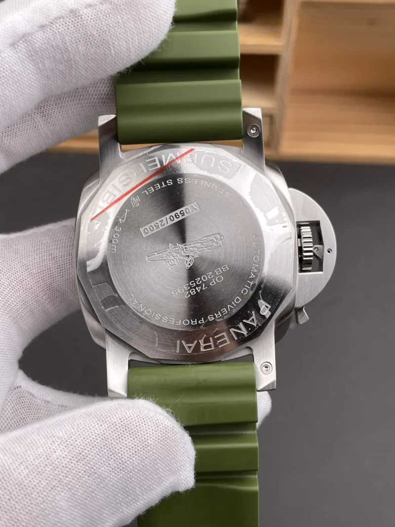Panerai Submersible Submersible PAM1226 44mm