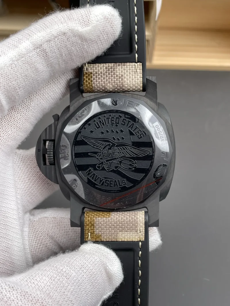 Panerai Submersible Submersible PAM1513 44mm
