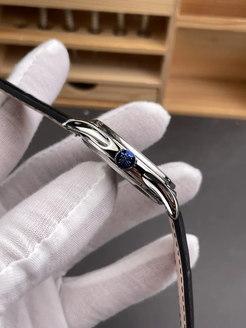 Patek Philippe Calatrava 5227 G White Gold 39mm
