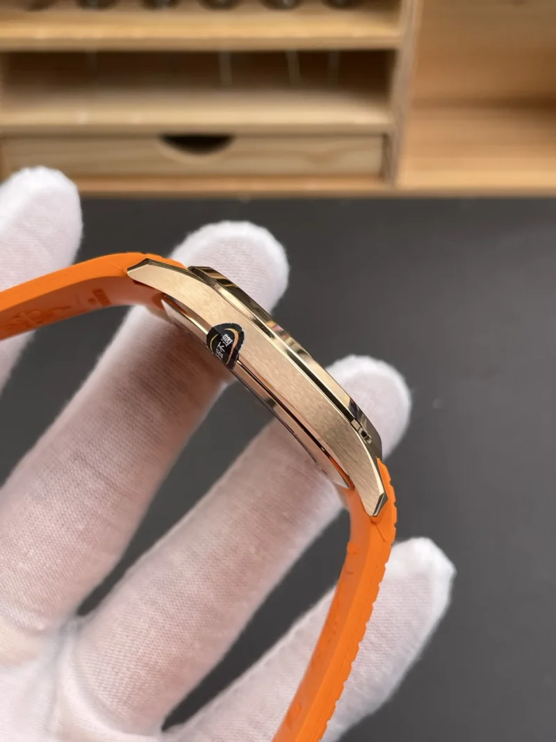 Patek Philippe Aquanaut 5167 Rose Gold 40mm