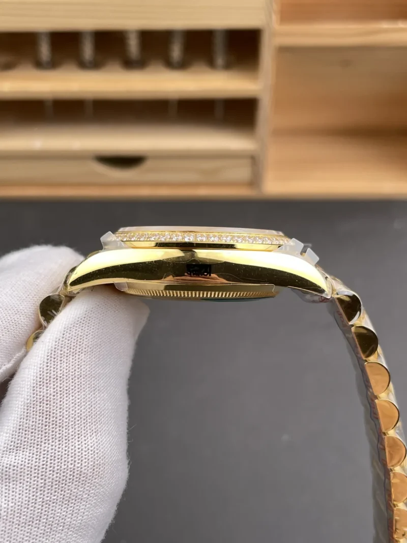 Rolex Day-Date Diamond Bezel 36mm