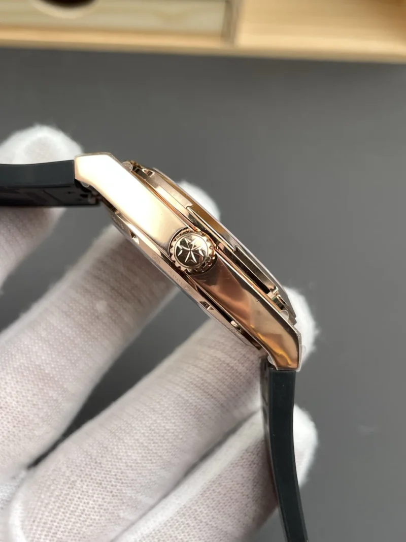 Vacheron Constantin Overseas 4500 White Dial 41mm