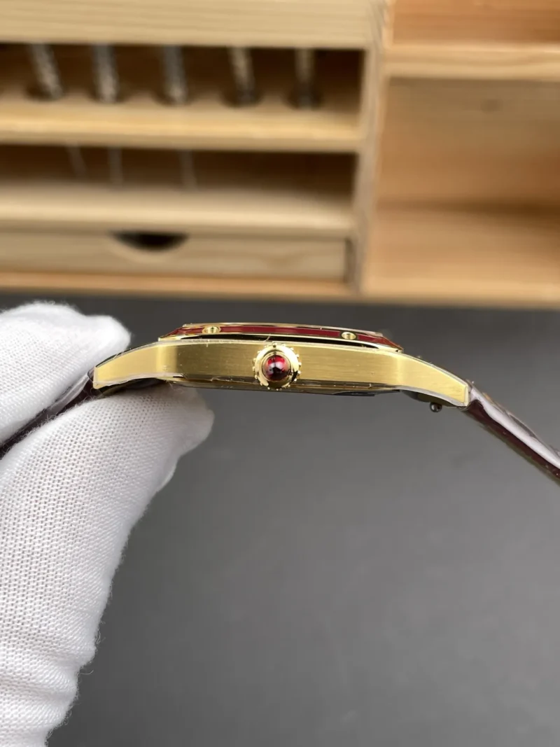 Cartier Santos Medium 31.4x43.5mm