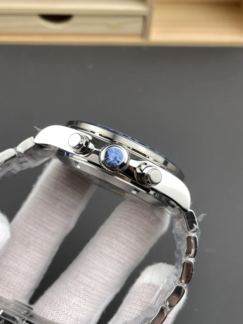 Longines Conquest Panda 42mm