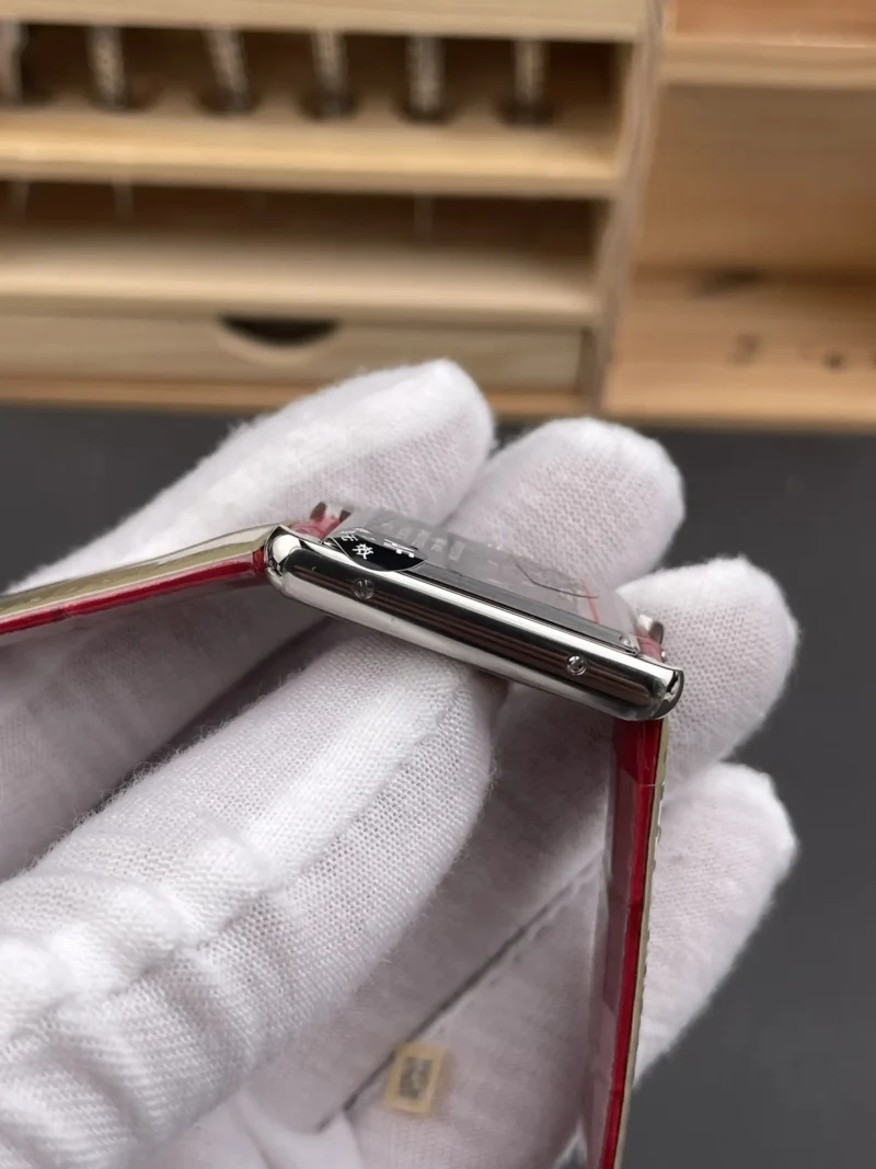 Cartier Tank Red Dial 33.7x25.5mm