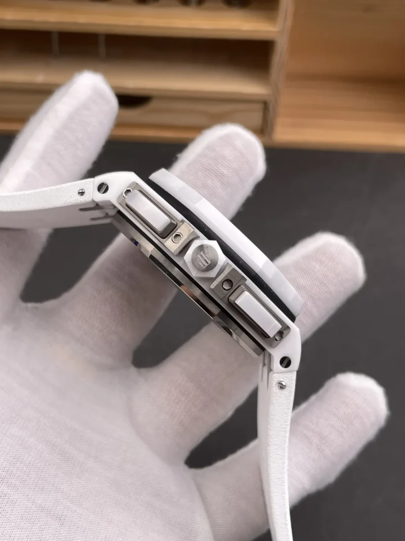 AP Royal Oak 26402 Ceramic 44mm