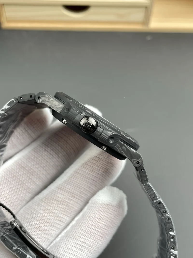 Patek Philippe Nautilus 5711 Carbon Fiber 40mm