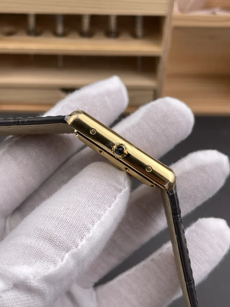 Cartier Tank Black