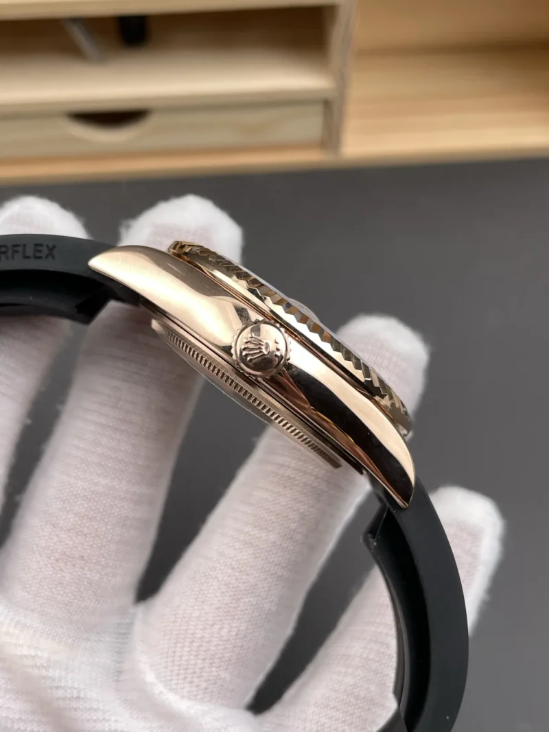 Rolex Sky-Dweller Rose Gold 42mm